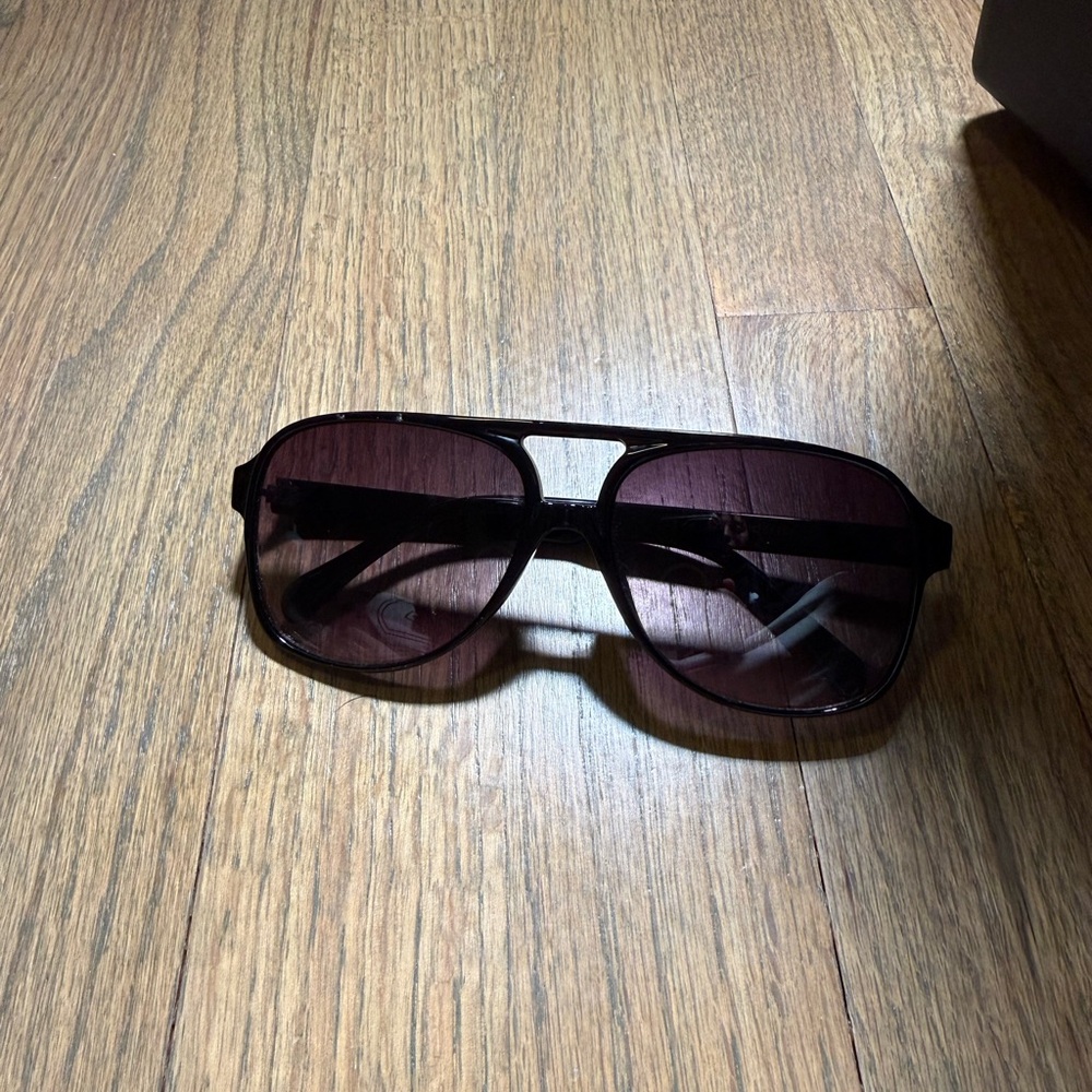 Stylish Black Sunglasses for Women